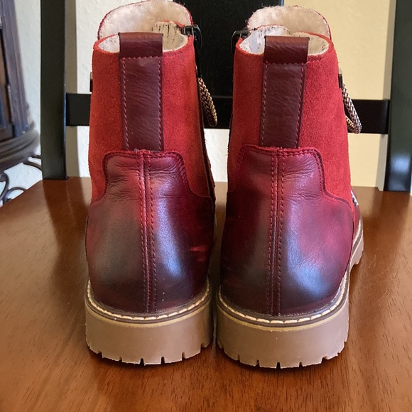 Remonte Tex Red Leather Boots with Fold Out Snow Cleats - Picture 3 of 11